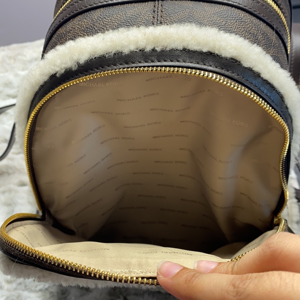 Michael Kors Rhea Backpack - Picture 5 of 7